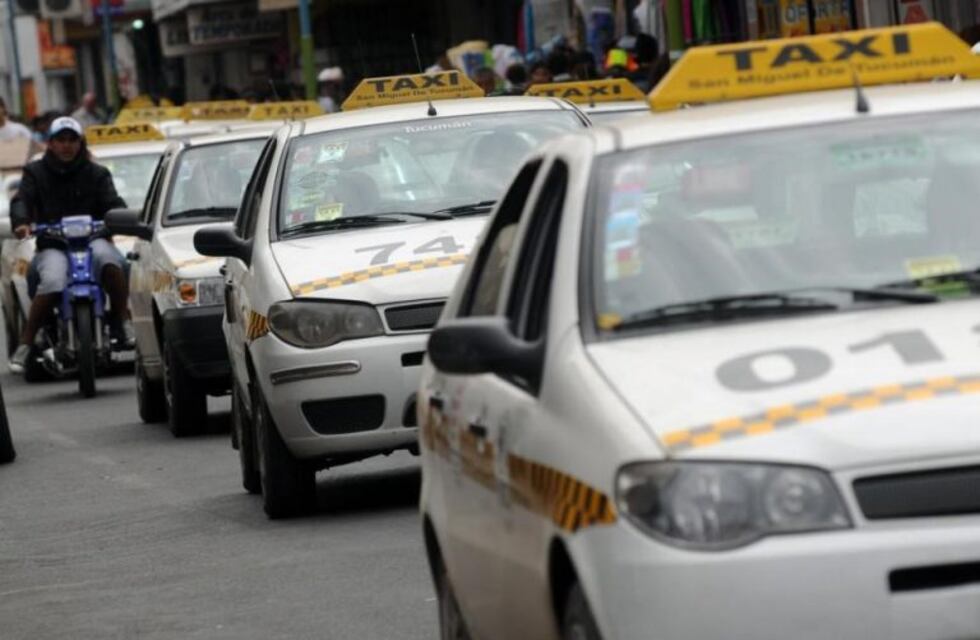 Ya se puede pagar con tarjeta en algunos taxis de Tucumán