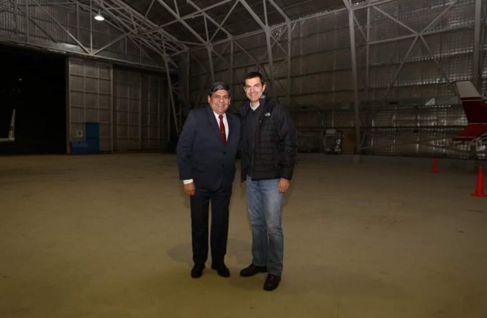 El precandidato a vicepresidente Juan Manuel Urtubey llegó a Ushuaia