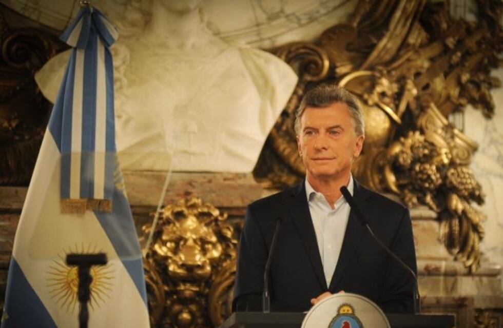 Macri anunció que se elevó a $17.500 el piso de las cargas patronales para las PyME