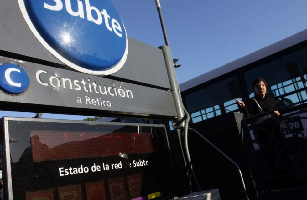 Postergaron el cambio de horario en el subte: los motivos