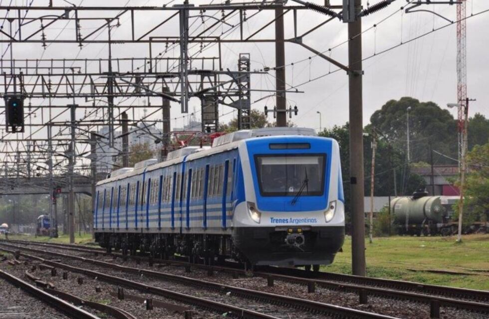 Estiman que el tren Roca llegará "antes del viernes" a La Plata