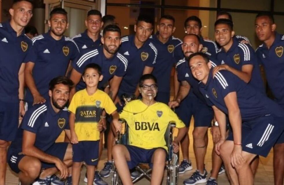 Claudio, el nene que cumplió el sueño de conocer a los jugadores de Boca