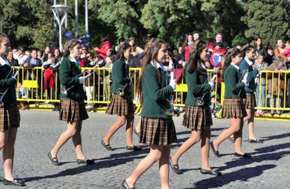 La banda lisa de la Escuela Normal homenajeará a los trabajadores que nos cuidan