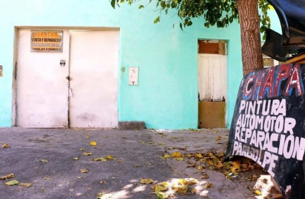 Atacó a machetazos a su hijo adolescente para "reprenderlo"