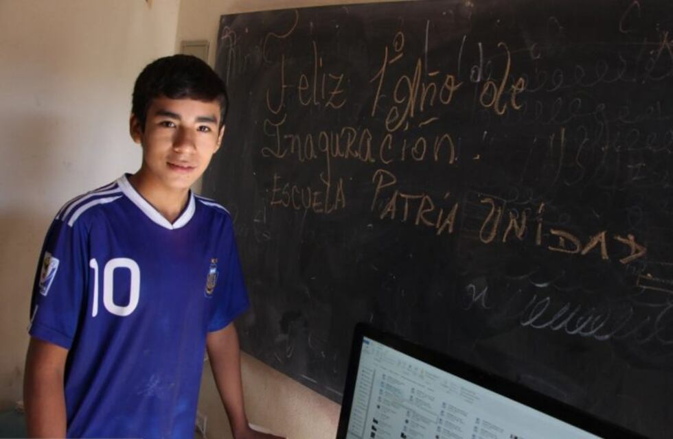 Nicanor, el niño maestro de San Juan, no para ni con la pandemia