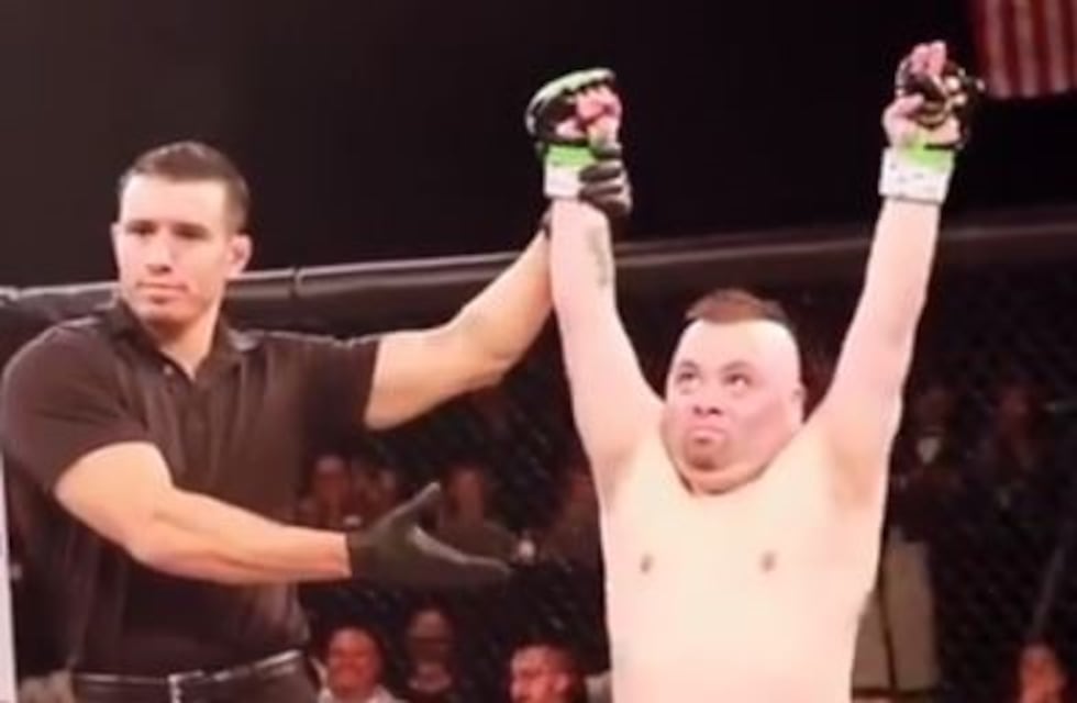 Tiene síndrome de down y cumplió su sueño de pelear en la UFC