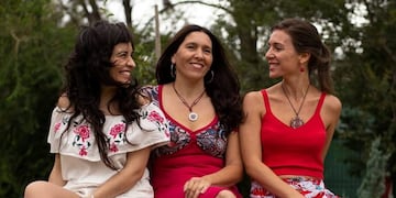 Mujeres cantan mujeres\u002E Cecilia Mezzadra, Eli Fernández, María Fernanda Juárez