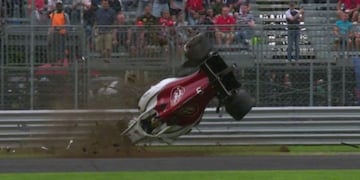 El sueco Marcus Ericsson, protagonista de un espectacular accidente en el circuito de Monza\u002E