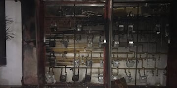 Incendiaron los medidores de gas en un edificio en La Plata