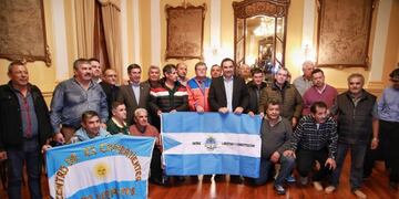 Imagen archivo\u002E Veteranos de Malvinas fueron recibidos por el gobernador, Gustavo Valdés\u002E