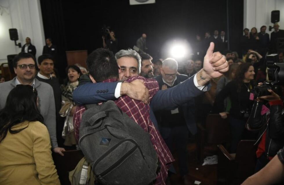 Franco Bartolacci fue electo rector de la UNR por amplia mayoría