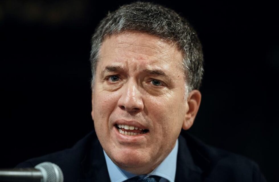 Nicolás Dujovne: "Estamos recibiendo muchos más dólares que los que necesitamos"