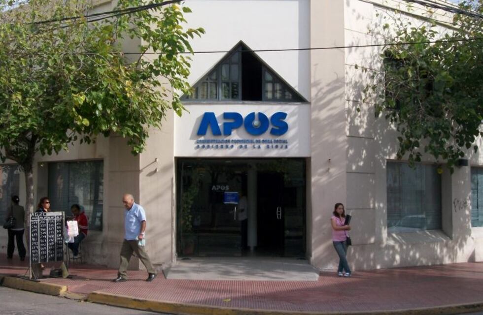 Habría principio de acuerdo entre APOS y las clínicas privadas por una deuda de la obra social