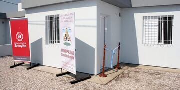 La Municipalidad de Arroyito entregó 26 nuevas viviendas