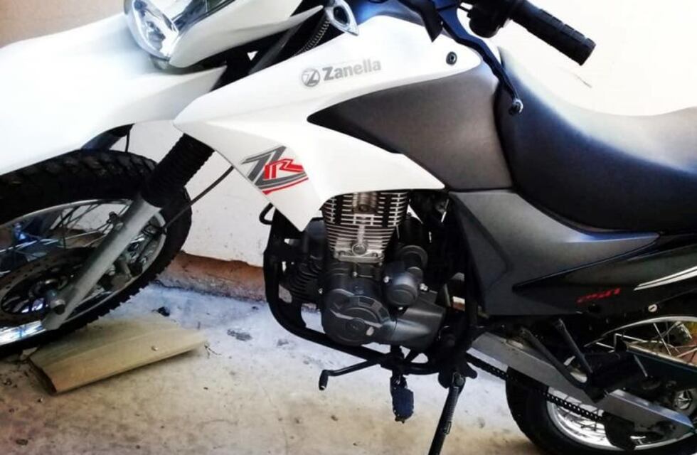 Le robaron la moto que usaba para trabajar como delivery