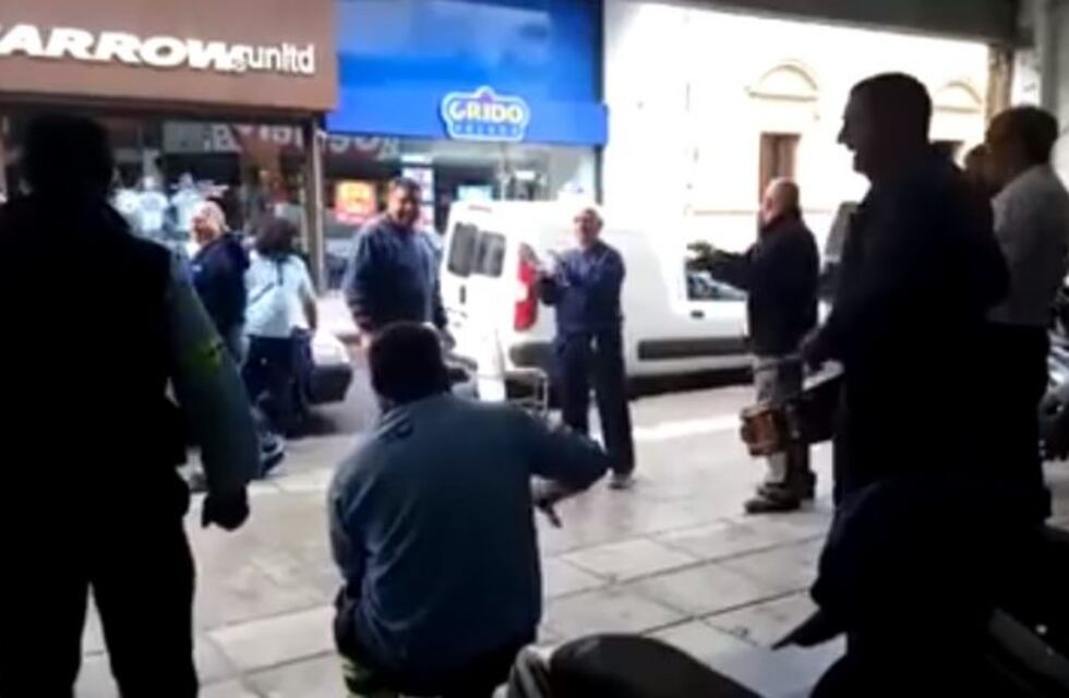 Trabajadores del Correo Argentino se manifestaron por la apertura de paritarias