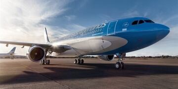 El pasajero llegó en un avión de Aerolíneas Argentinas\u002E
