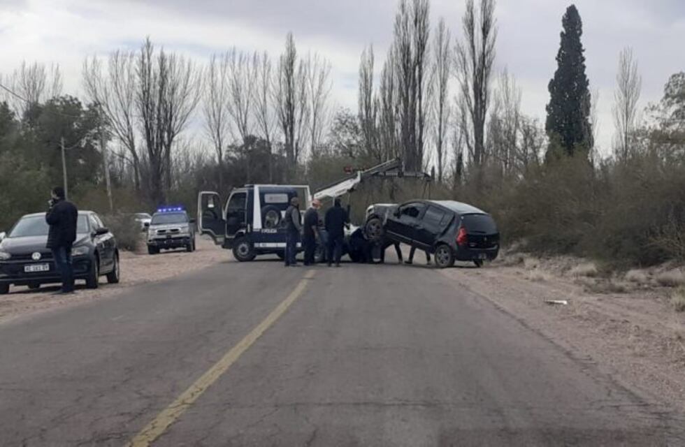 Volcó un Renault Sandero camino a Valle Grande