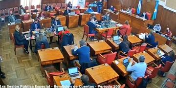 Concejales marplatenses sesionan por primera vez desde el inicio de la pandemia (Foto: Twitter HCD Gral\u002E Pueyrredon @concejomdp)