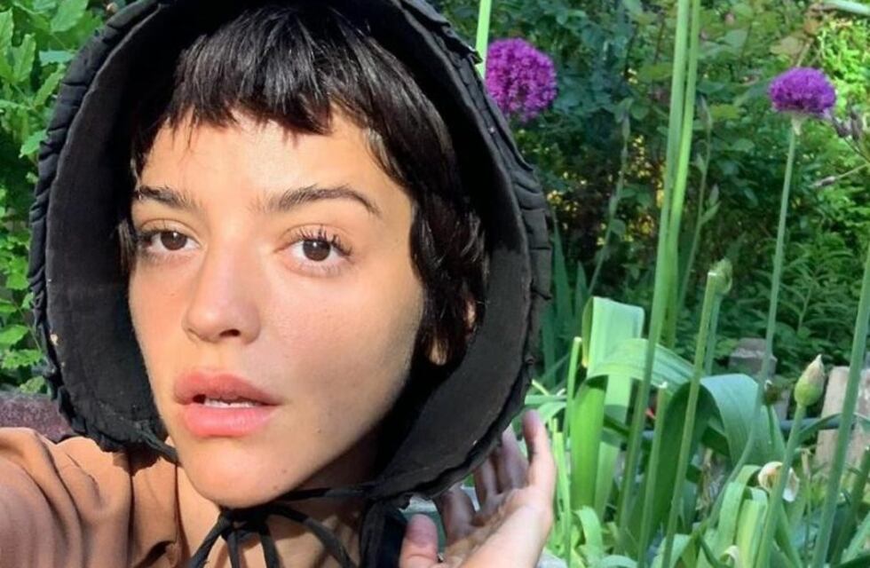 Calu Rivero reveló su "kit de supervivencia" con un body negro y un maquillaje particular