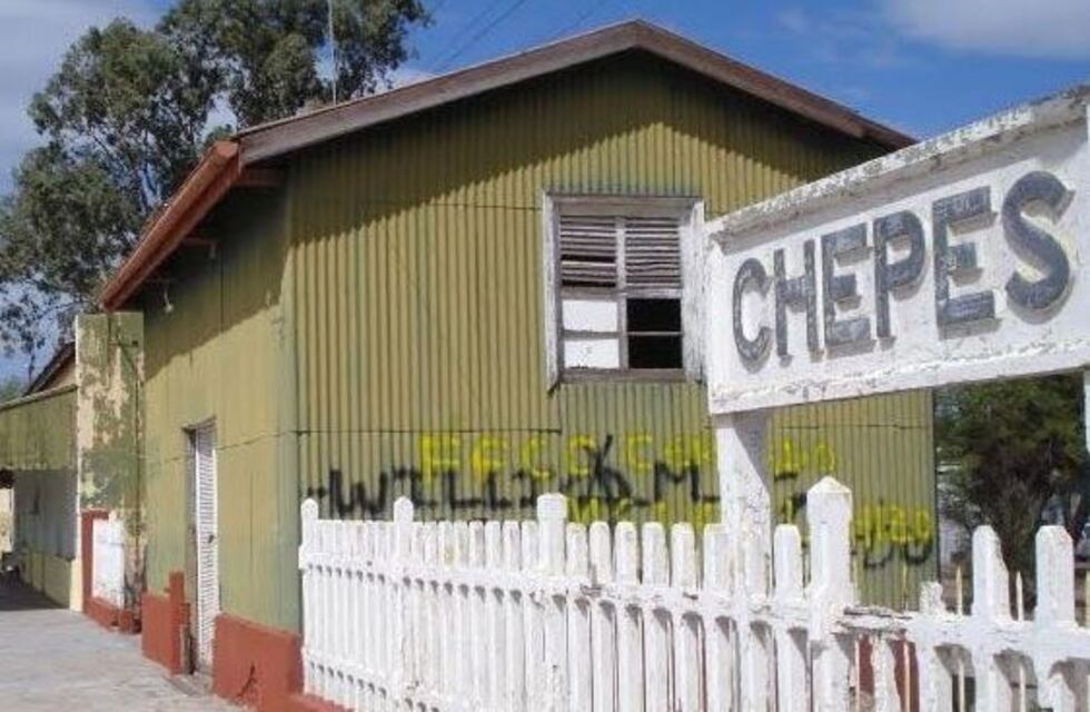 Chepes: Motociclista falleció tras impactar con un camión