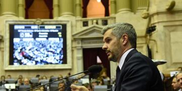BAS02\u002E CACHI (ARGENTINA), 31/05/2018\u002E- El jefe del Gabinete de Ministros de Argentina, Marcos Peña, habla con la prensa hoy, jueves 31 de mayo de 2018, en Buenos Aires (Argentina), donde se pronunció sobre la decisión del presidente, Mauricio Macri, de vetar la ley contra el \