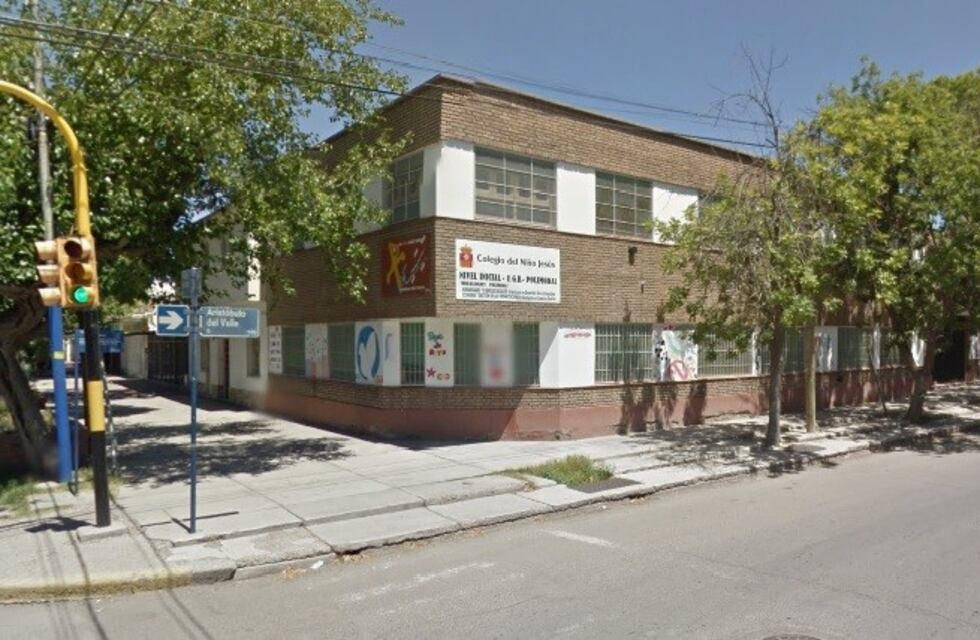 Padres de un colegio de Tunuyán denuncian exposición de menores