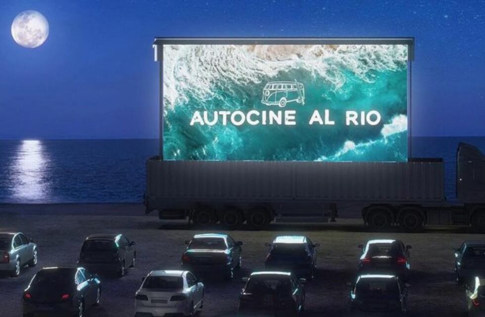 Bajo estrictos protocolos sanitarios, inauguran un autocine junto al río en San Isidro