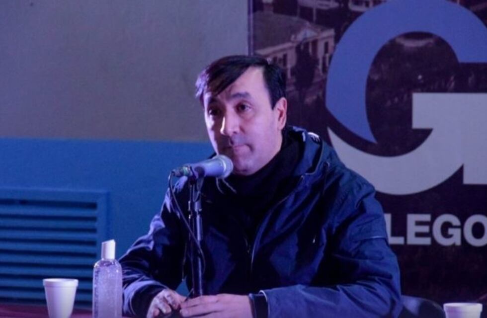 Despedidos del municipio discutieron con el intendente