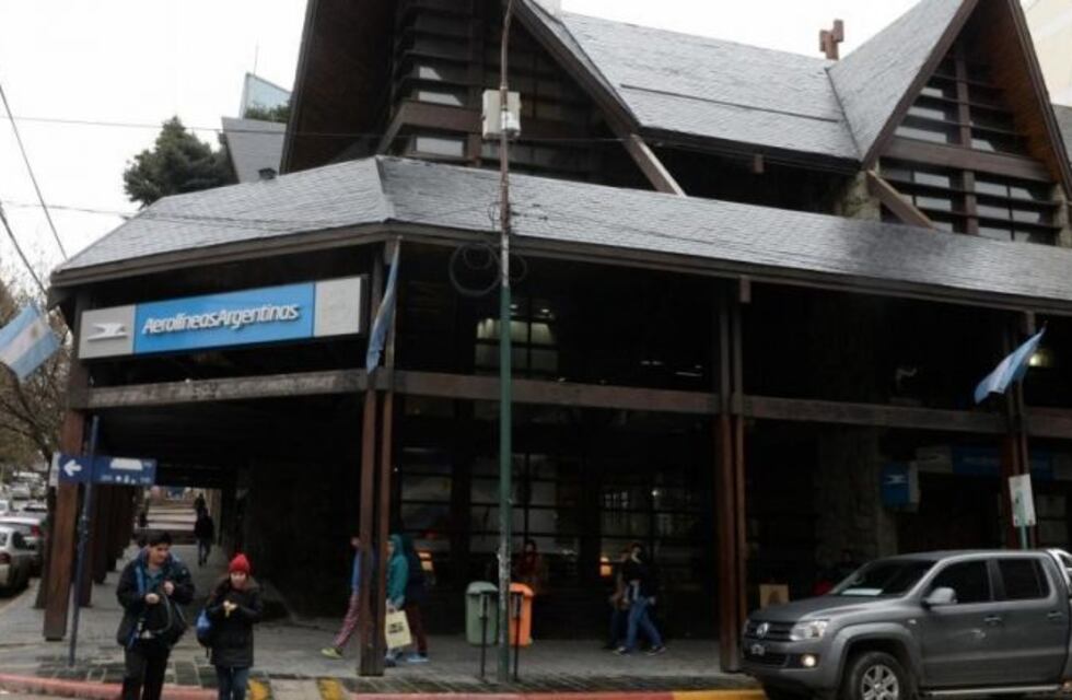 La Municipalidad dejará de ocupar el edificio de Aerolíneas para "ahorrar"