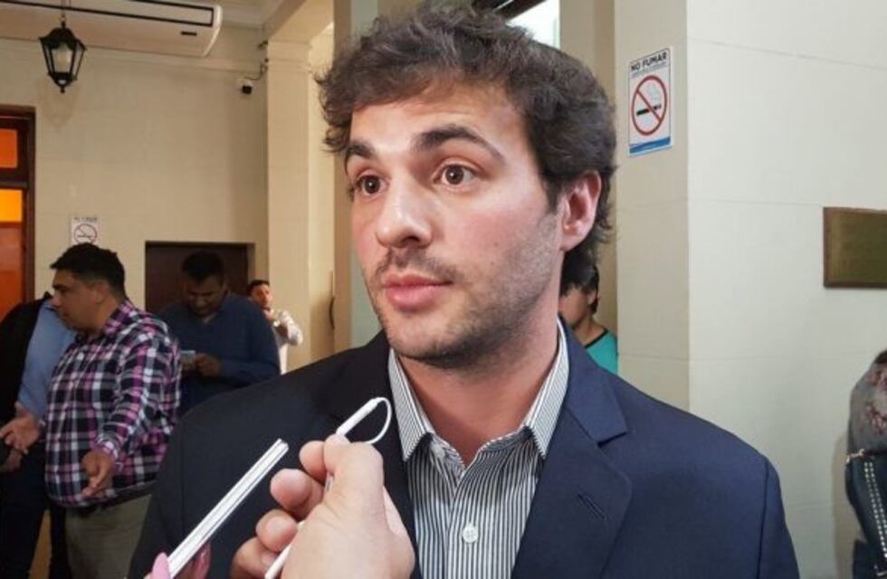 Santander: "La gente tiene que optar entre comer y pagar la boleta de la luz"