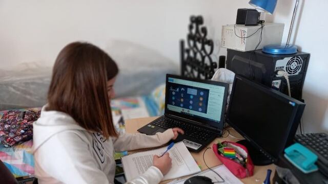 Estudiantes cordobeses cursando en cuarentena