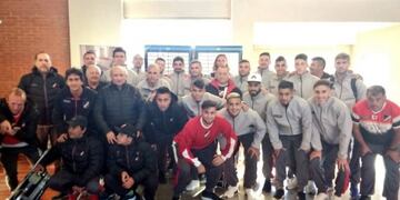 Deportivo Maipú ya está en Neuquén, donde mañana enfrentará a Chacarita Juniors por la Copa Argentina\u002E