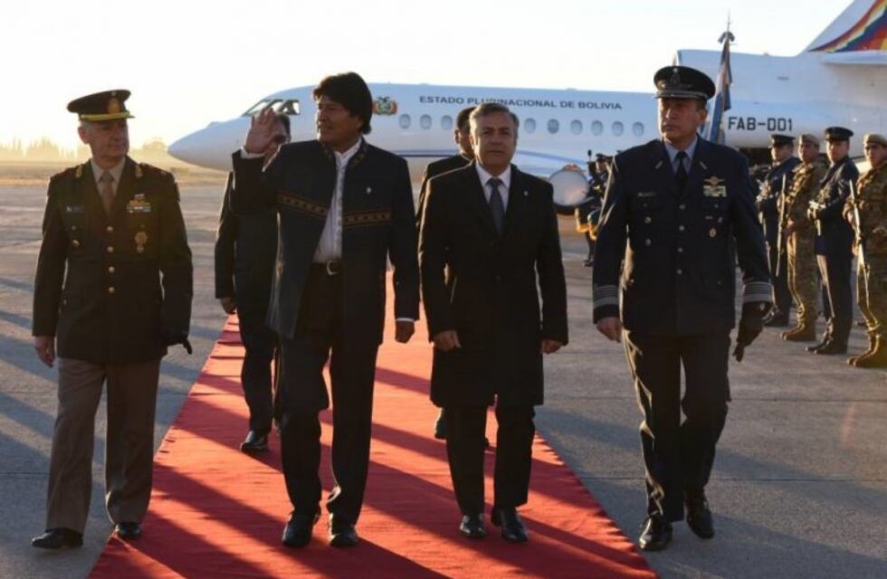 Evo Morales llegó a Mendoza para asistir a la Cumbre del Mercosur