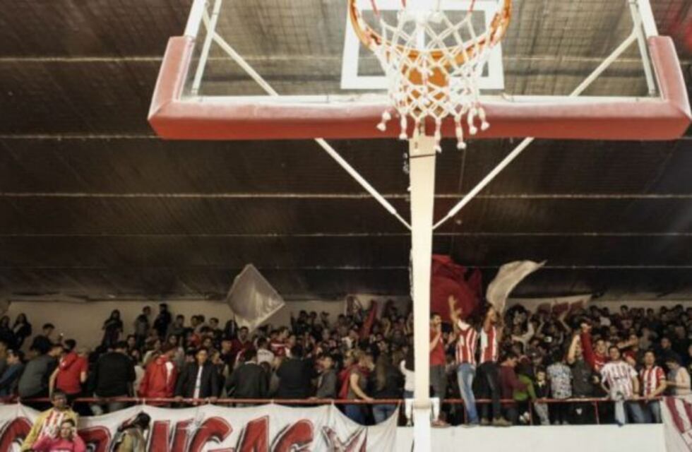 Se venden las últimas entradas para la final entre Instituto y San Lorenzo