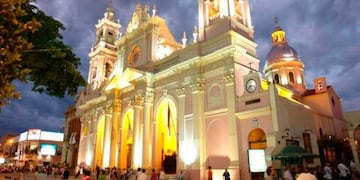 Catedral Basílica de Salta\u002E (Web)