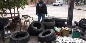 Allanamientos de la PDI por autopartes robadas\u002E (Ministerio de Seguridad)