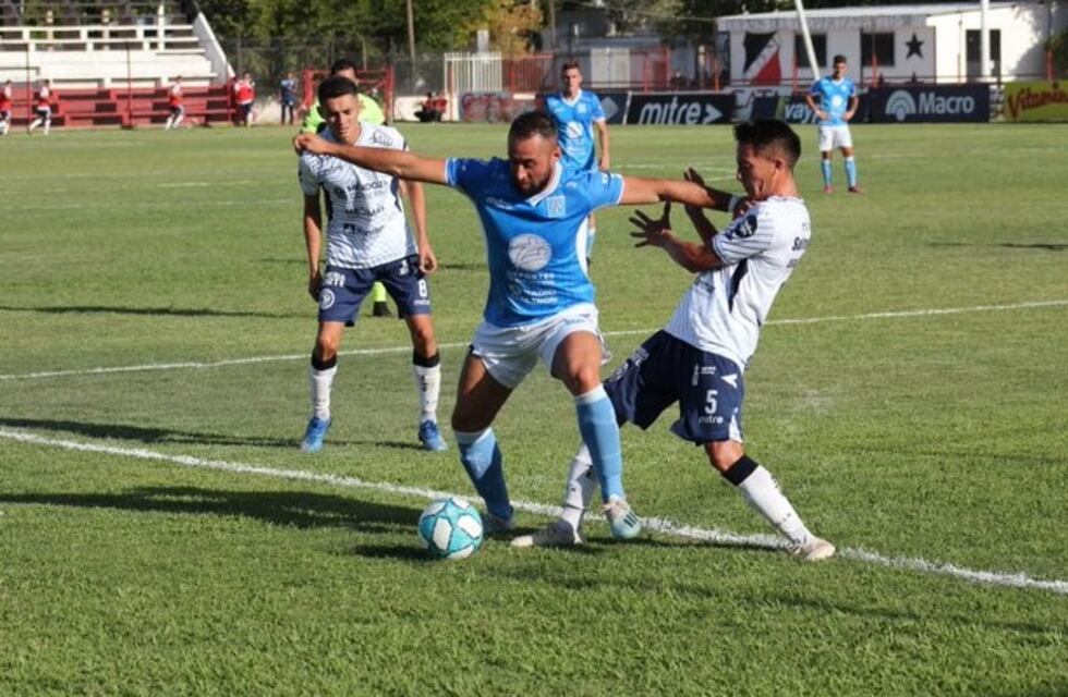 Estudiantes empató en Mendoza y ahora es escolta