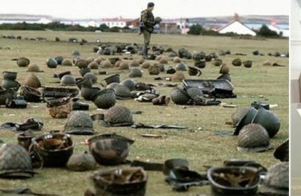 Marine inglés devuelve el casco a un soldado argentino, prisionero en Malvinas