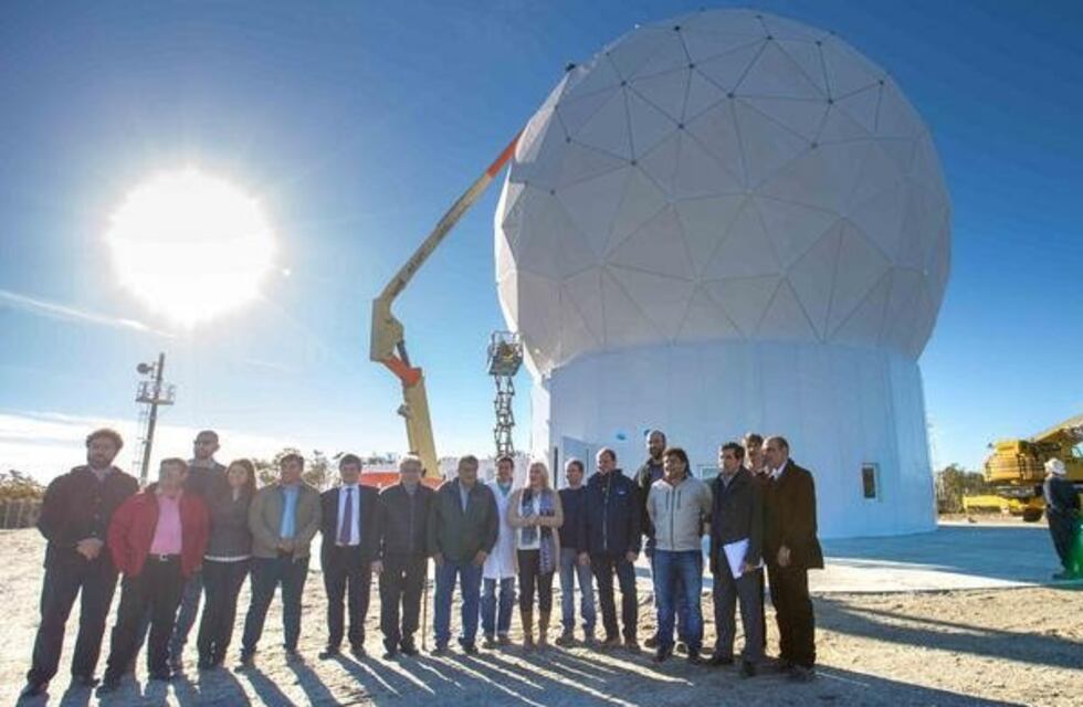 La estación terrena de Tolhuin captará por primera vez el paso del satélite argentino  SAOCOM 1 A