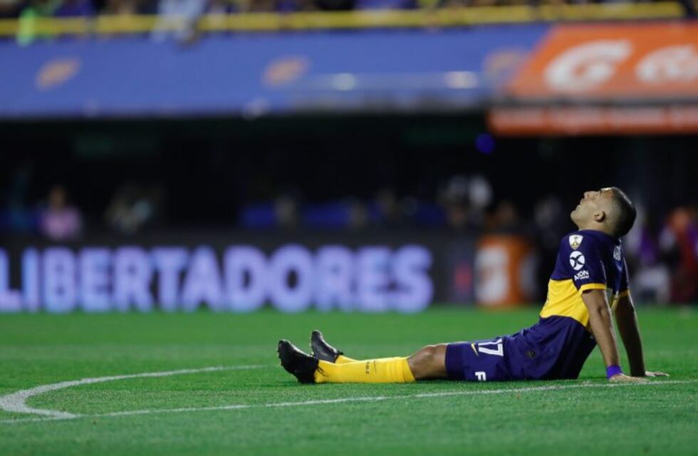 A pesar de la lesión de Ramón Ábila, Boca no incorporaría otro delantero