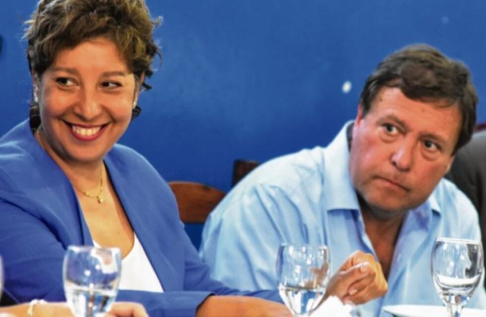 Carreras gobernará Río Negro con nueve ministerios y cinco secretarias