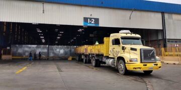 Coronavirus: llegó un nuevo avión de China con insumos para la provincia de Buenos Aires\u002E (Twitter/@SaludBAP)