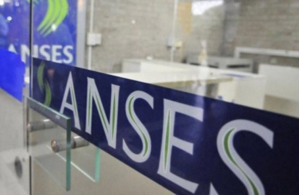 Las jubilaciones subirán 8,7% en diciembre y empatarían la inflación anual