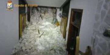 Asu00ed la nieve tapu00f3 todas las entradas del hotel. (AP)