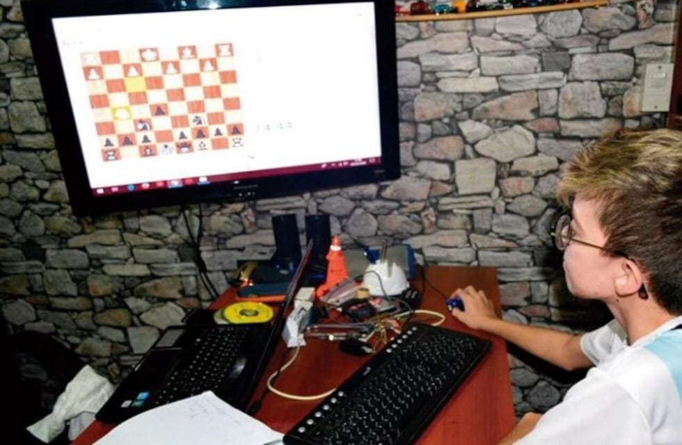 El Club Ajedrez Oberá realiza certámenes en plataformas online