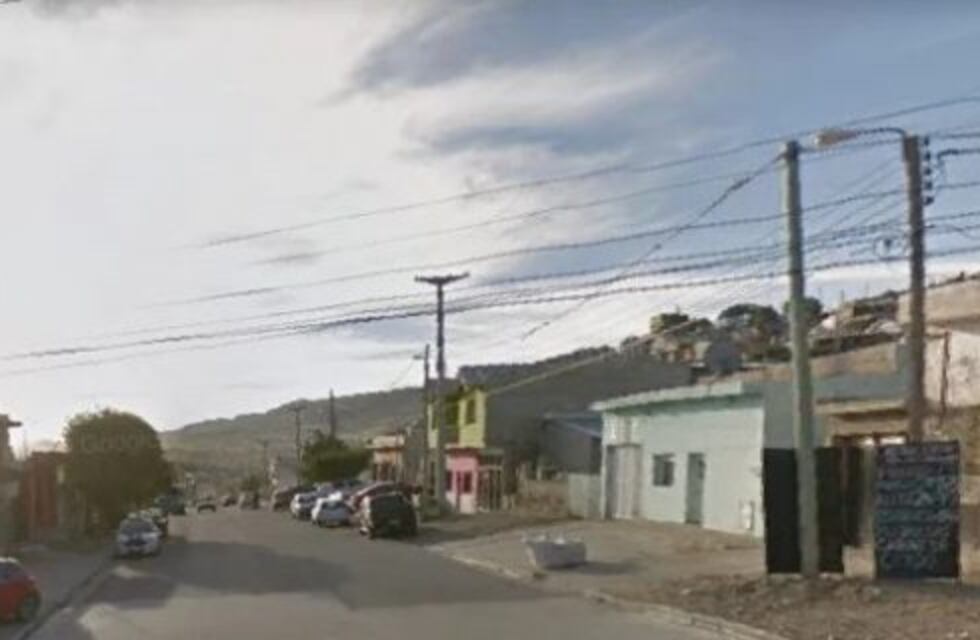 Le robaron el auto y lo encontró abandonado en barrio Ceferino