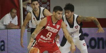 Luciano González asumió una vez más el rol de goleador de la Gloria ante las limitaciones de Dwayne Davis\u002E