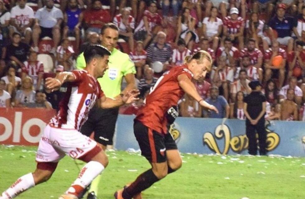 El clásico santafesino podría cambiar de horario ante la llegada del Súper TC2000