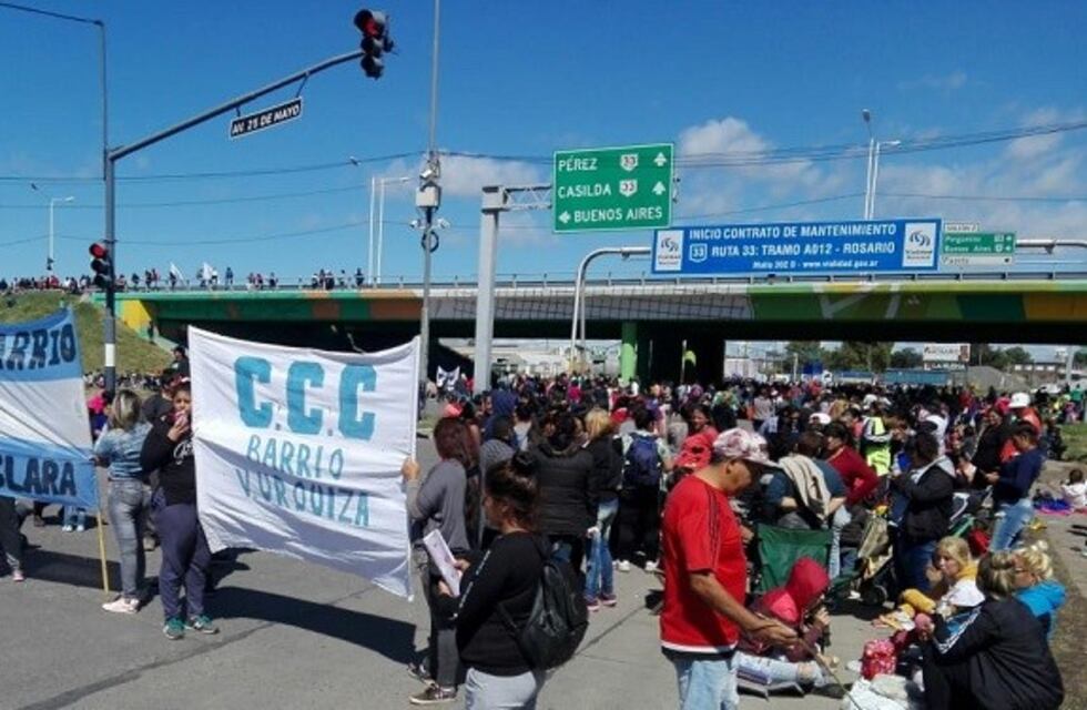 Organizaciones sociales protestaron en Rosario y la región contra "el ajuste de Macri"